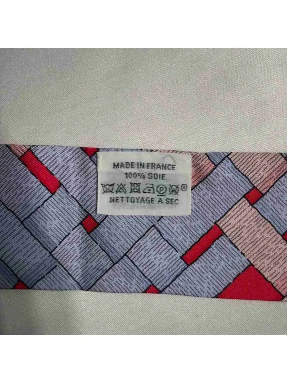 ★SOLD★ Hermes Twilly Horse Bit Chemise Scarf Red - Picture 6 of 6